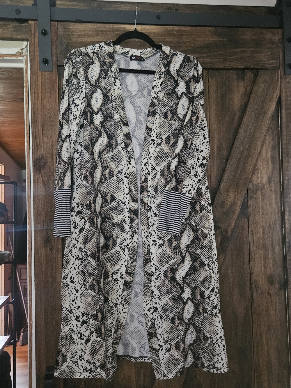 lola Snakeskin Print Open Cardigan in Beige and Black